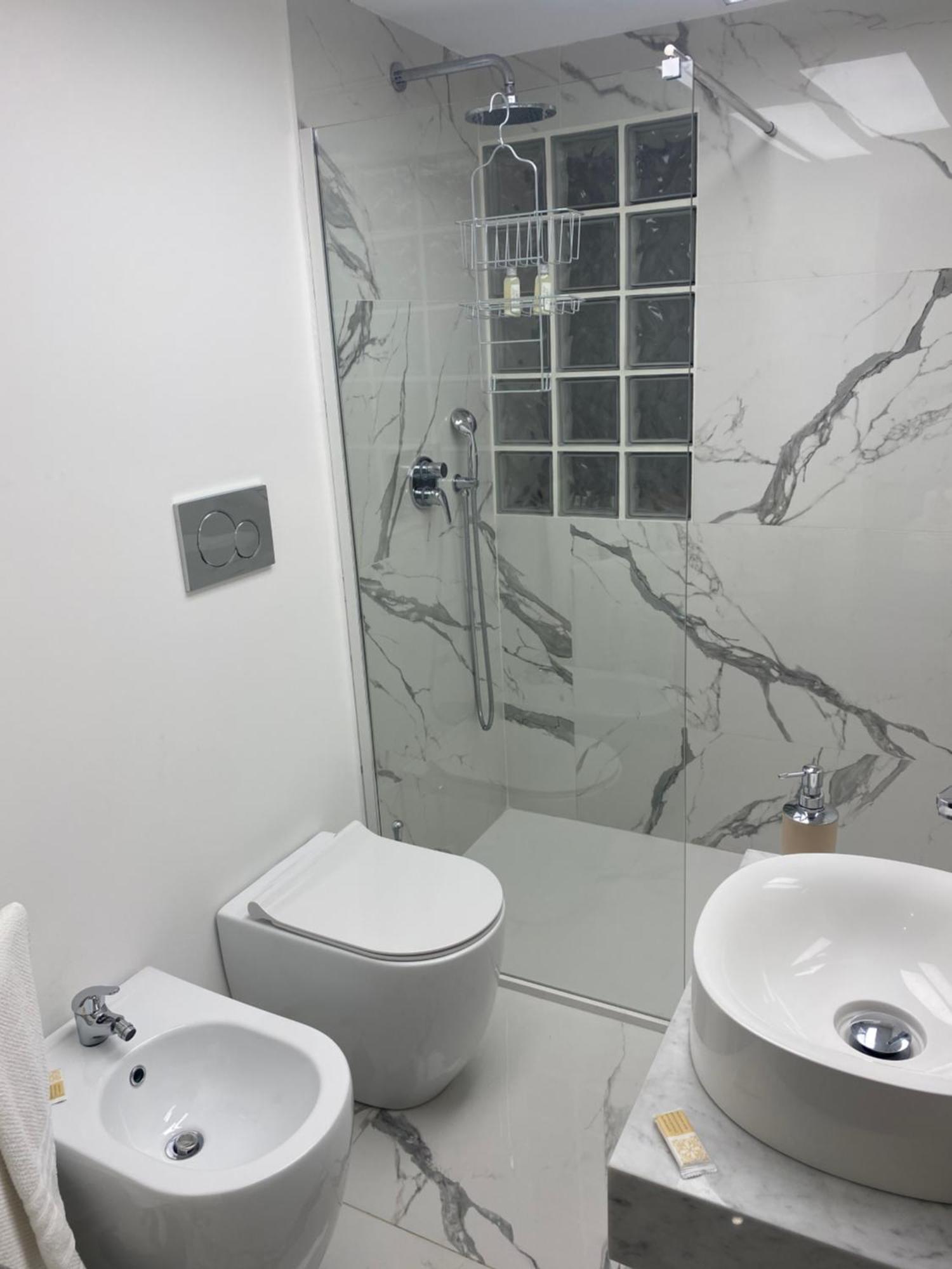 Holiday House Fifteen คาตาเนีย ภายนอก รูปภาพ